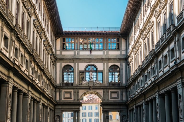 Uffizi ClubHouse