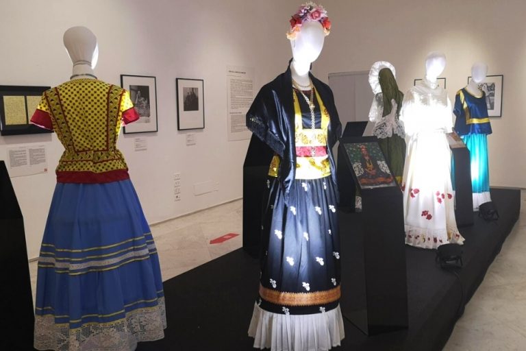 frida kahlo al pan