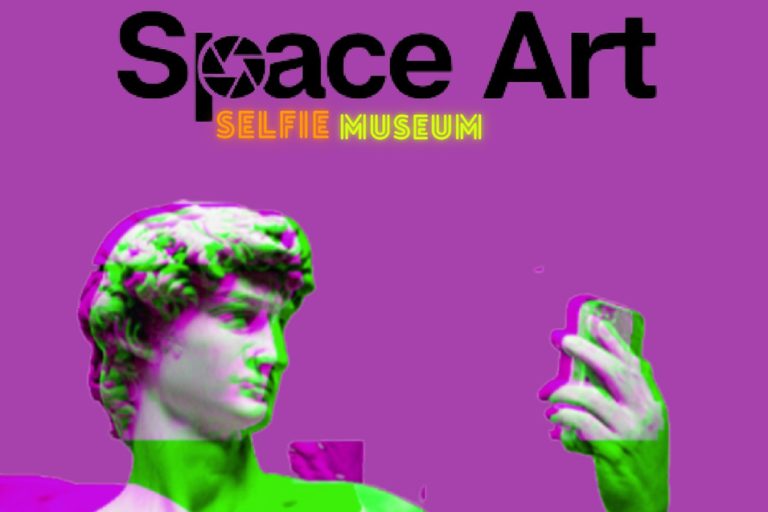 Space Art Selfie musem